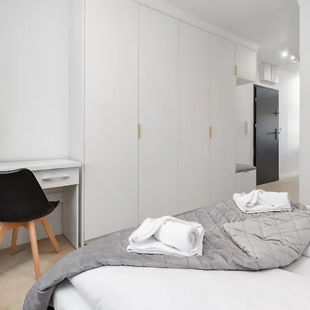 Plac Slowianski Apartments With Balcony Swinoujscie Center By Noclegi Renters Exterior photo