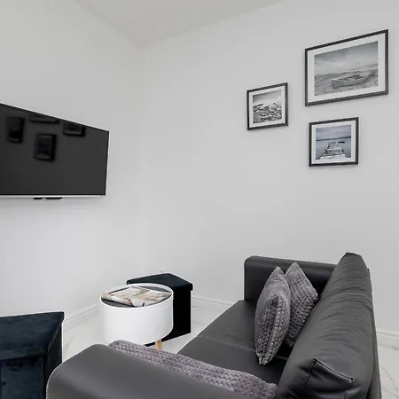 Plac Slowianski Apartments With Balcony Swinoujscie Center By Noclegi Renters Exterior photo