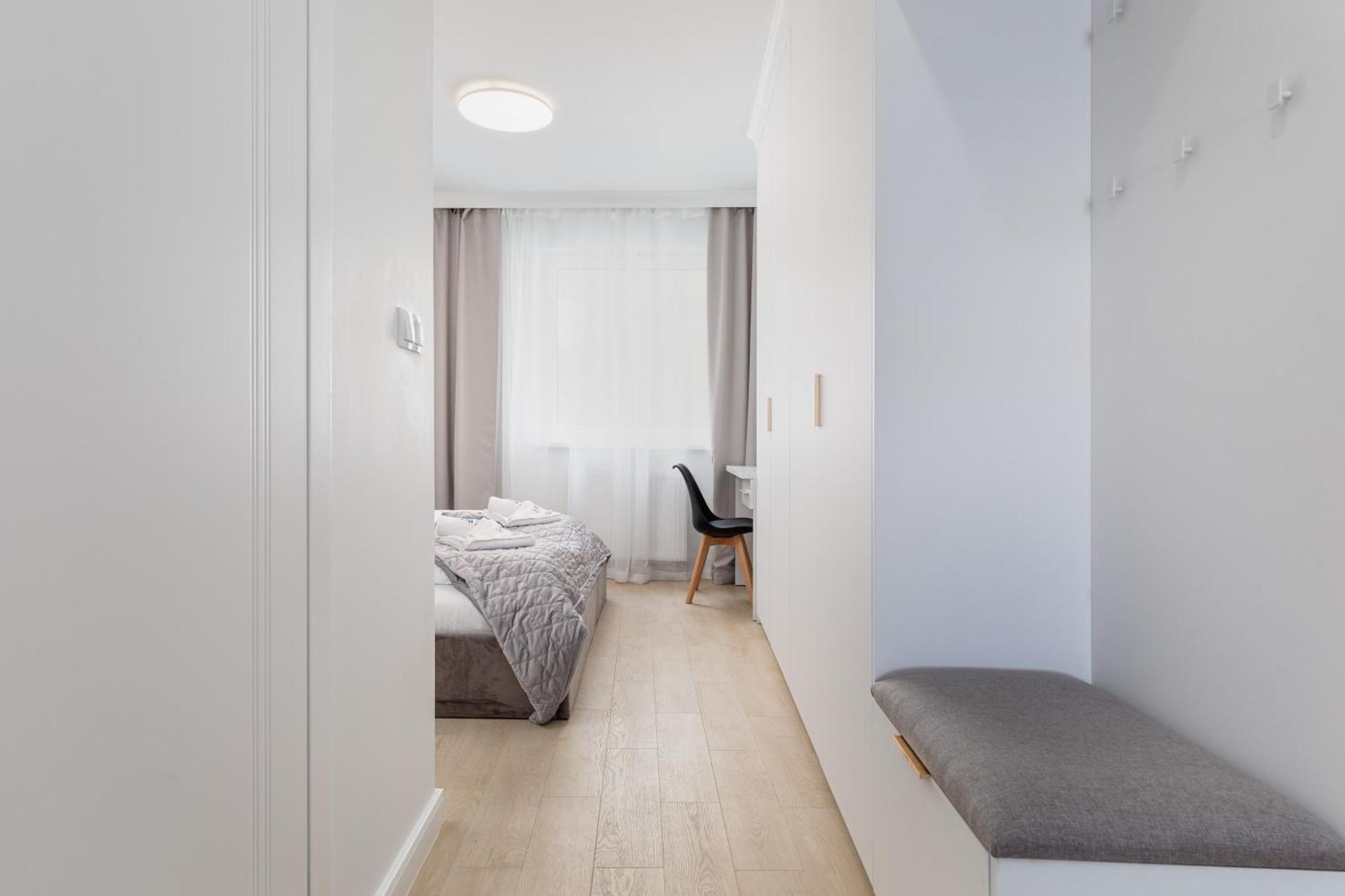 Plac Slowianski With Balcony Center By Renters Swinoujscie