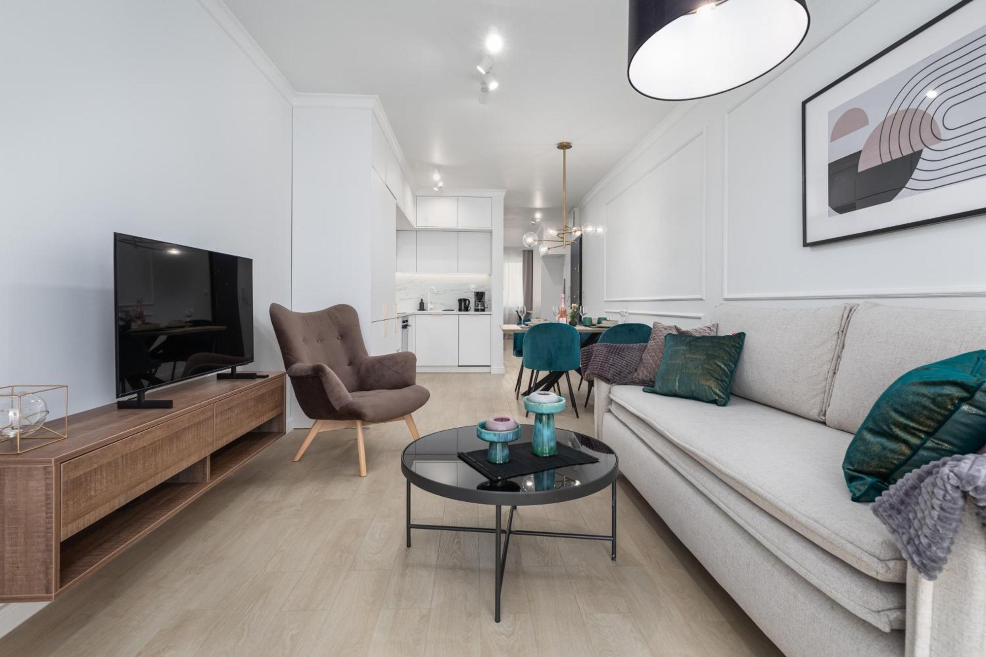 Apartment Plac Slowianski With Balcony Center By Renters Swinoujscie