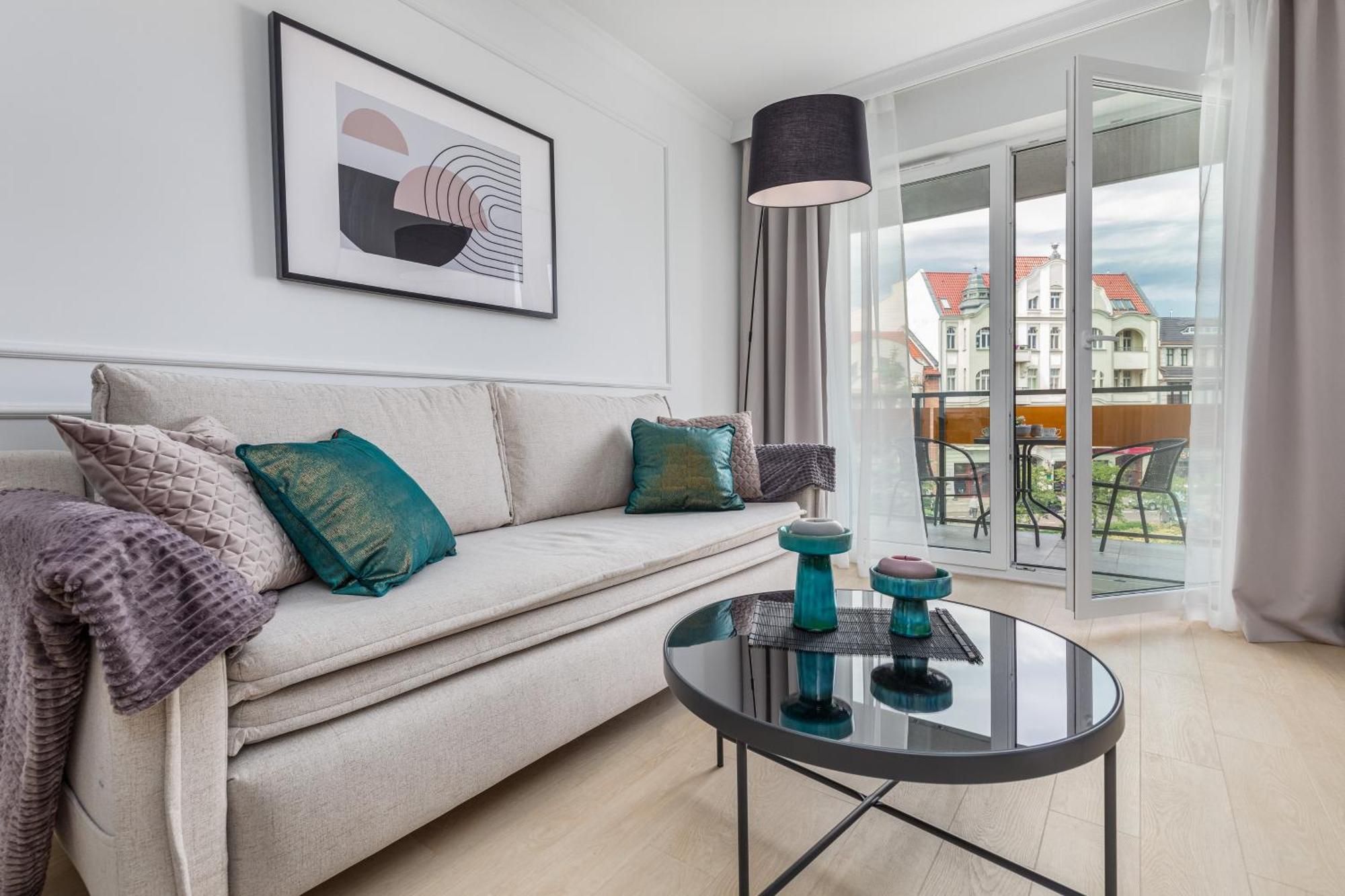 Apartment Plac Slowianski With Balcony Center By Renters