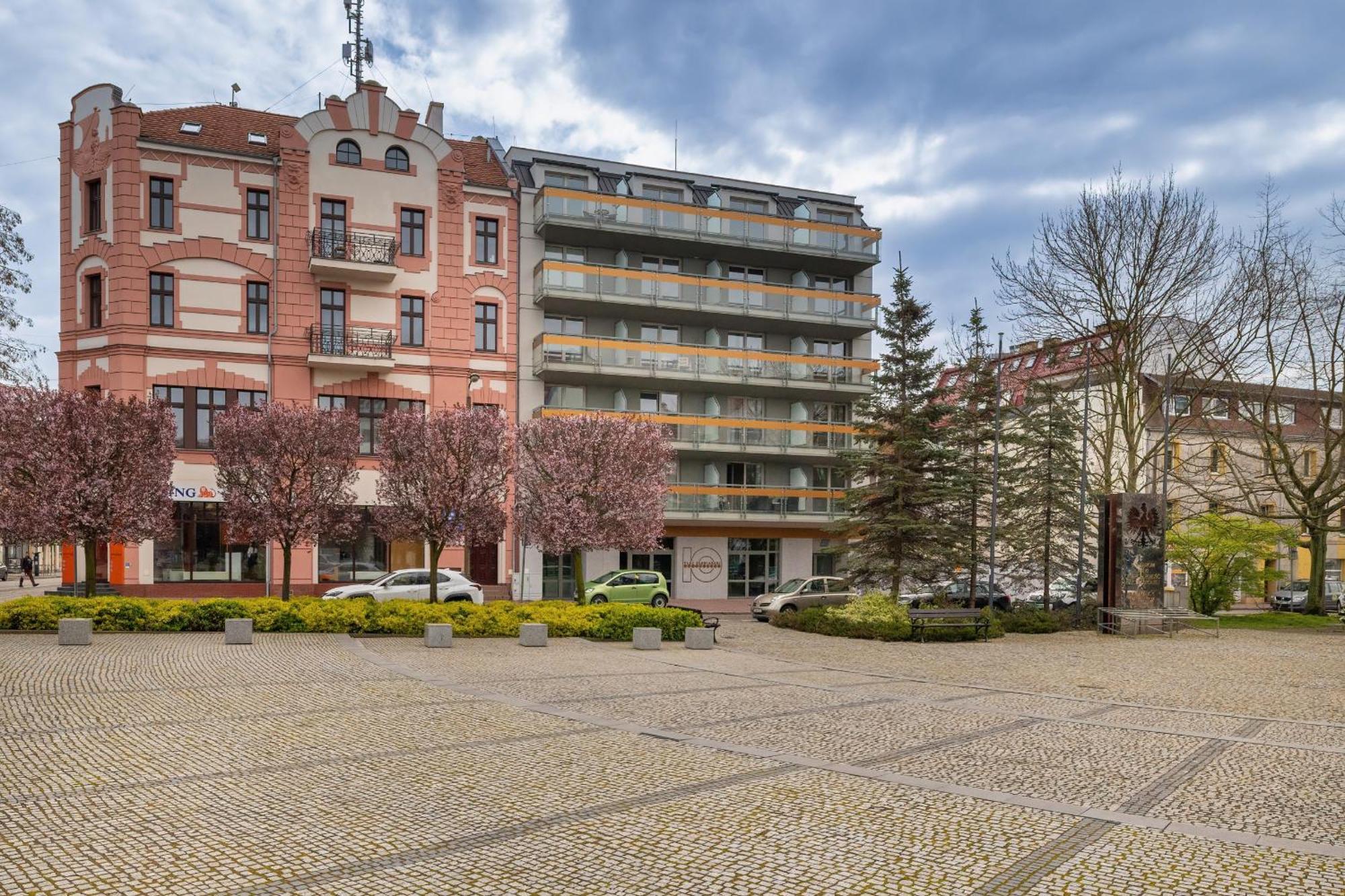 Apartment Plac Slowianski With Balcony Center By Renters